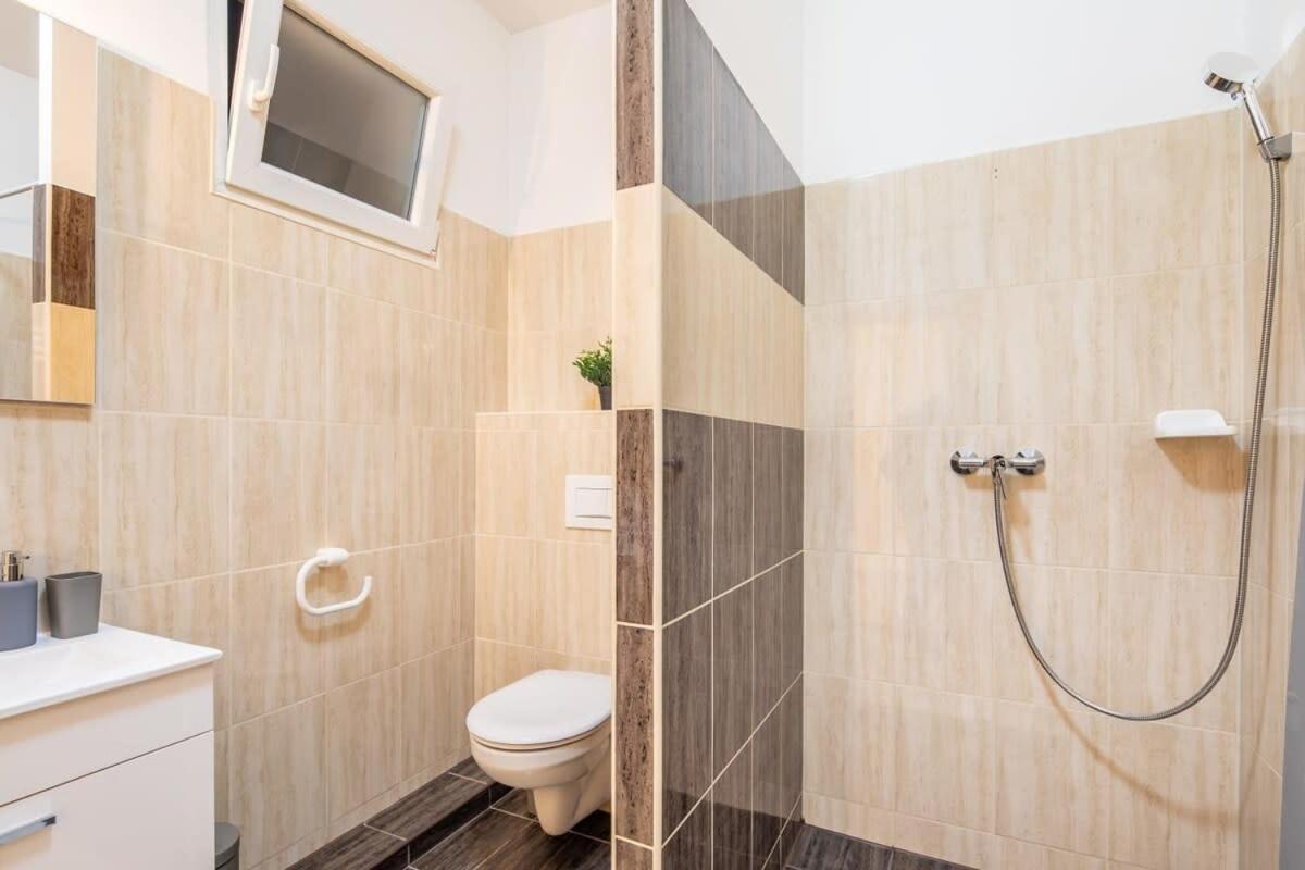 Apartment At Good Location